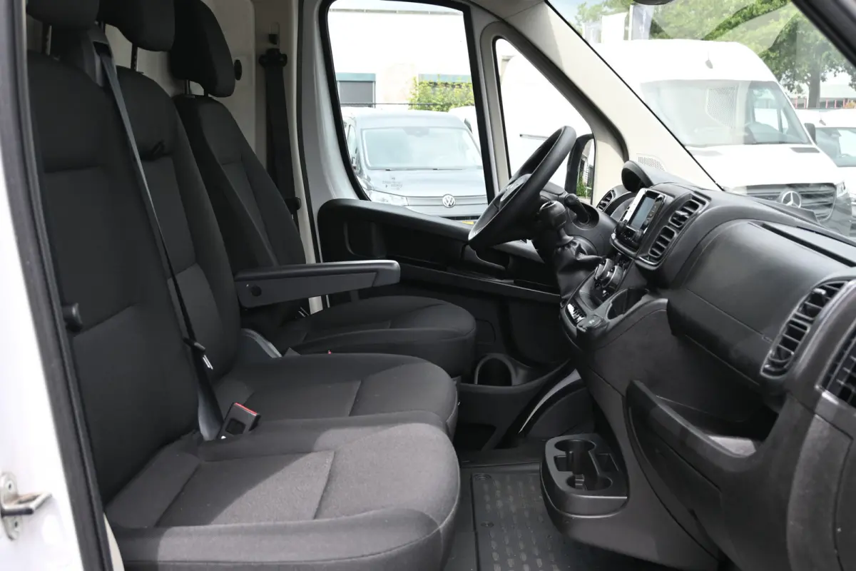 L2H2 2.2 MultiJet 140 pk 3.5t Camera, Cruise control, 270 Graden deuren