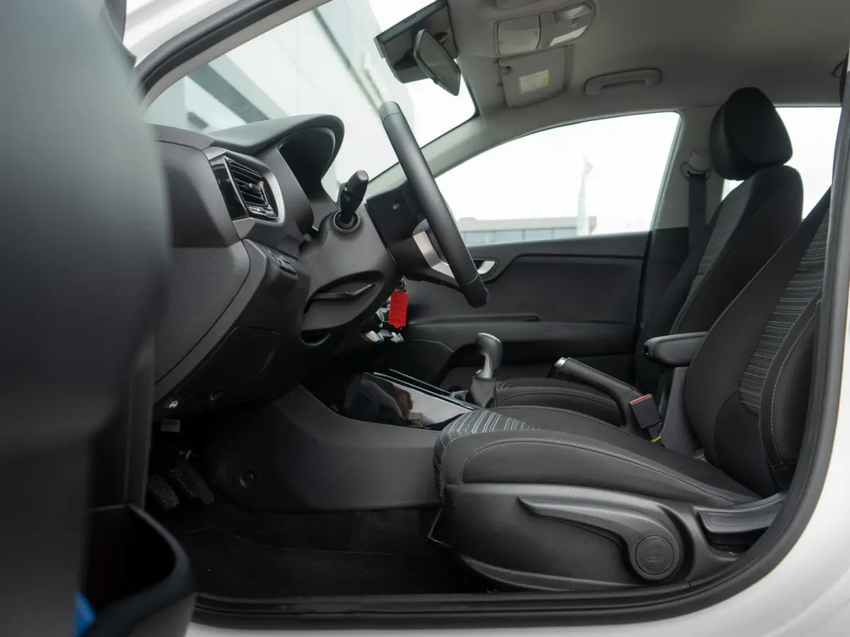 1.0 T-GDi MHEV DynamicLine | Navigatie | Climate Control | LED | Achteruitrijcamera |