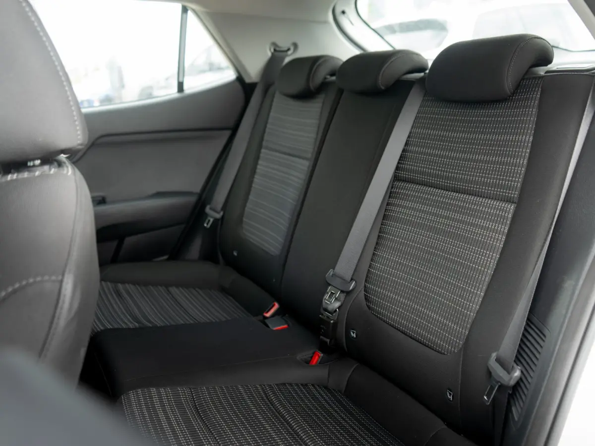 1.0 T-GDi MHEV DynamicLine | Navigatie | Climate Control | LED | Achteruitrijcamera |
