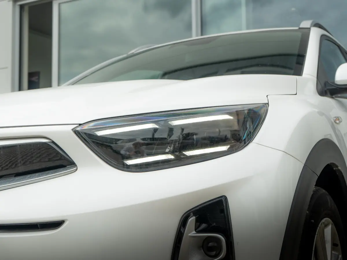 1.0 T-GDi MHEV DynamicLine | Navigatie | Climate Control | LED | Achteruitrijcamera |