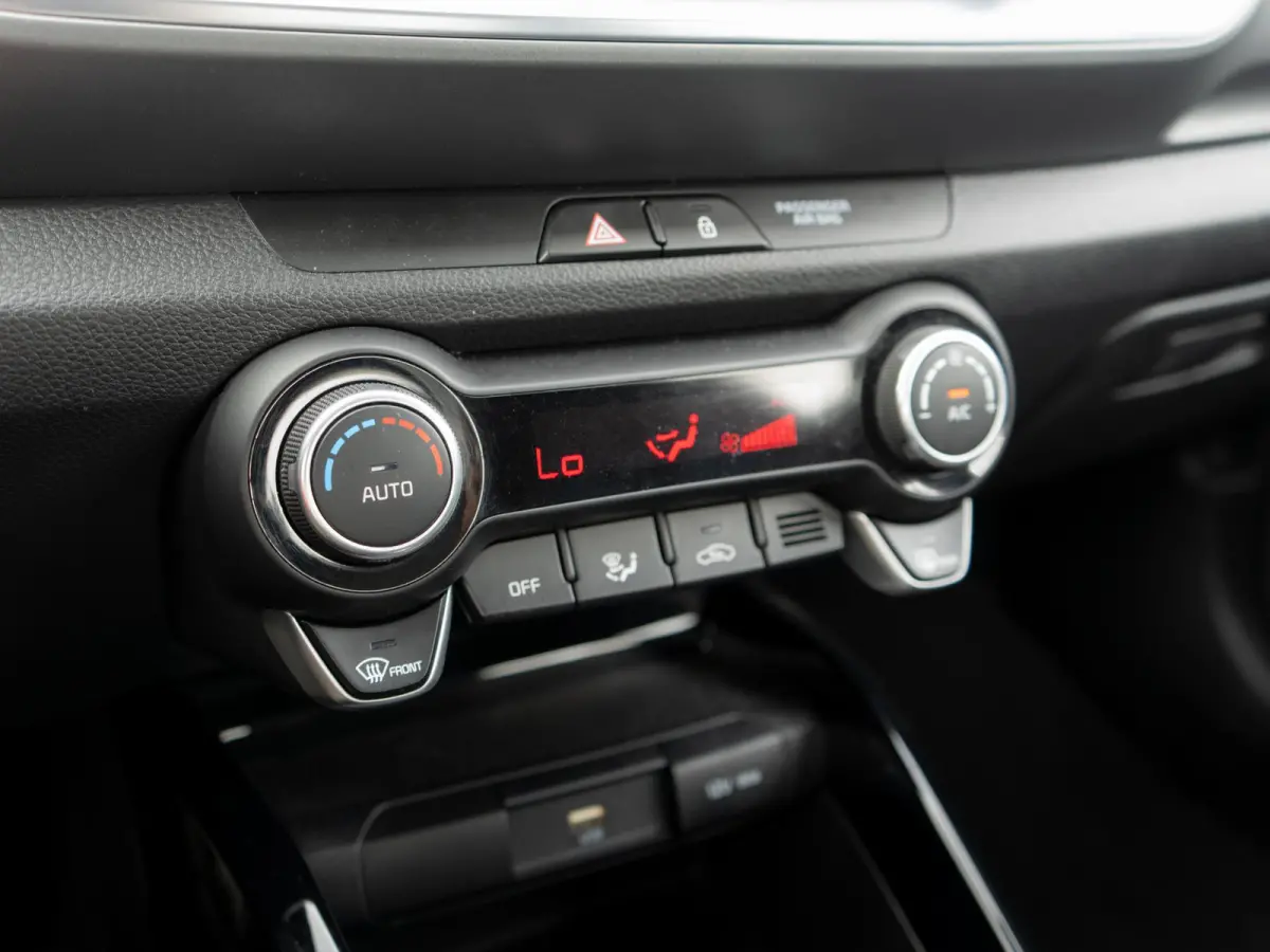 1.0 T-GDi MHEV DynamicLine | Navigatie | Climate Control | LED | Achteruitrijcamera |