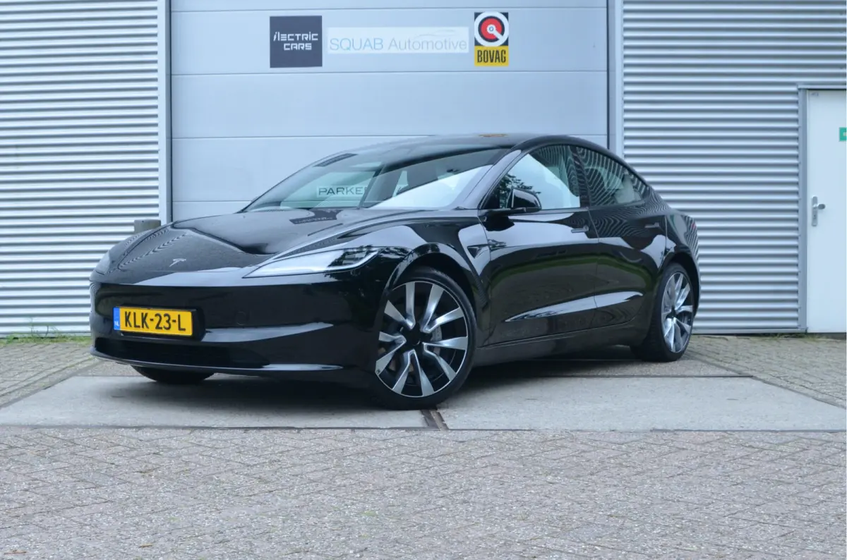 Premium Long Range AWD 78 kWh Premium Highland, AutoPilot4.0, FSD 99,- per maand, 19" Alu