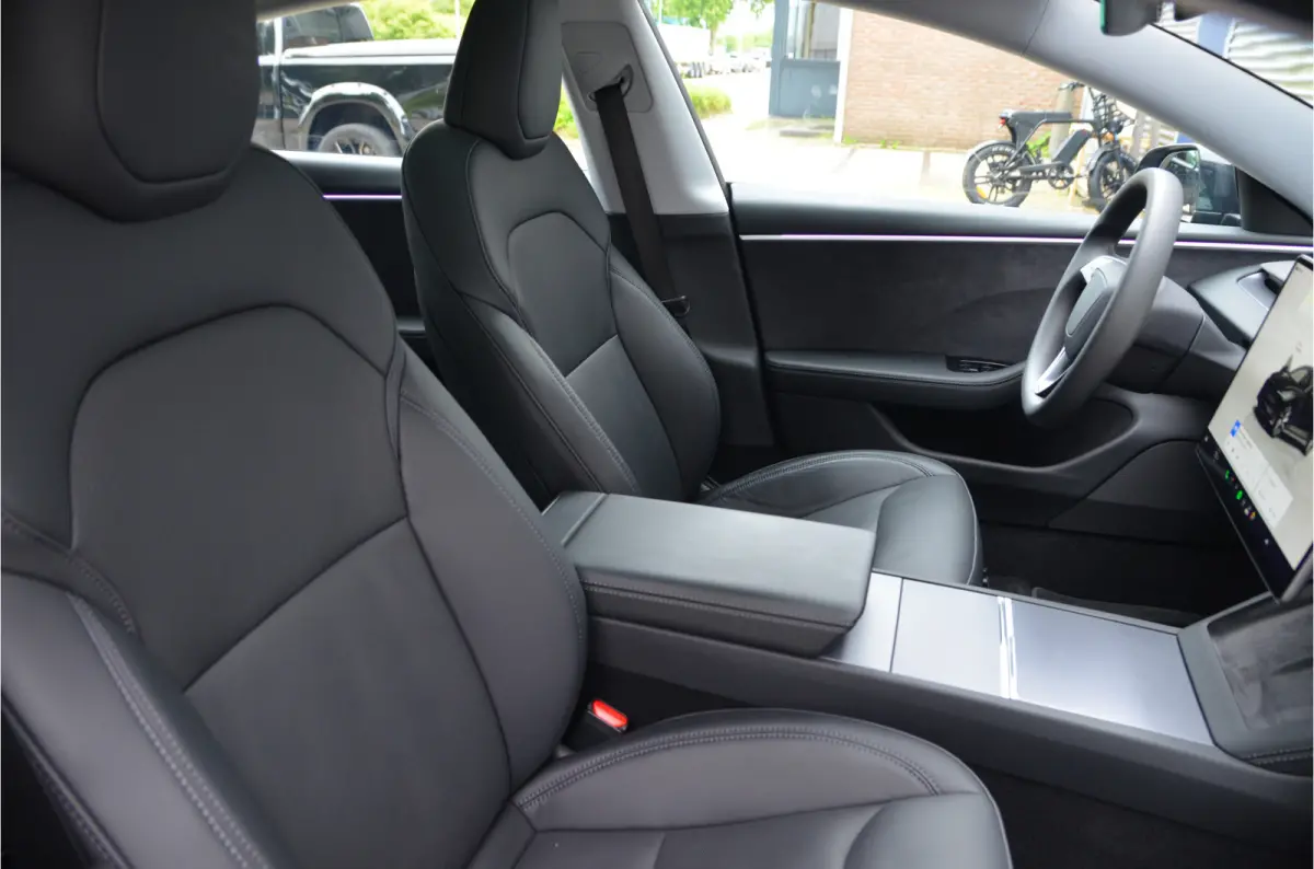 Premium Long Range AWD 78 kWh Premium Highland, AutoPilot4.0, FSD 99,- per maand, 19" Alu