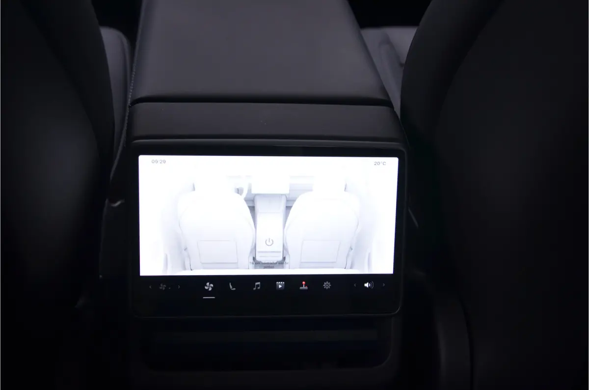 Premium Long Range AWD 78 kWh Premium Highland, AutoPilot4.0, FSD 99,- per maand, 19" Alu