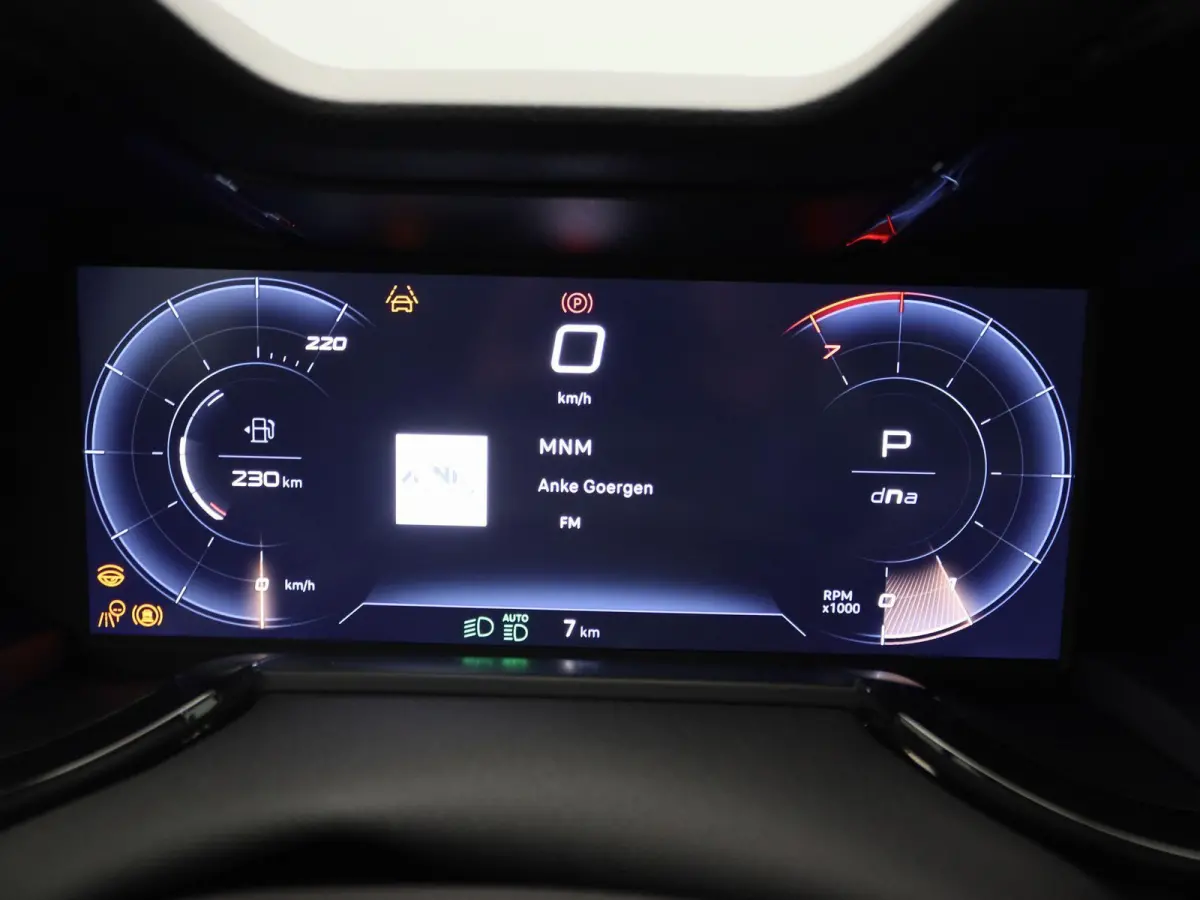 1.2 Turbo Hybrid Ibrida Sport Speciale | Alcantara | Technopack | Speciale Actie korting! |