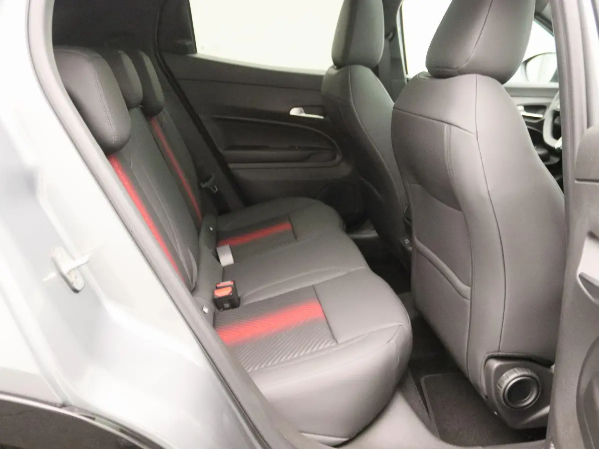1.2 Turbo Hybrid Ibrida Ti | Matrix | Panoramadak | 18" Velgen | Camera | Speciale Actie Korting! |