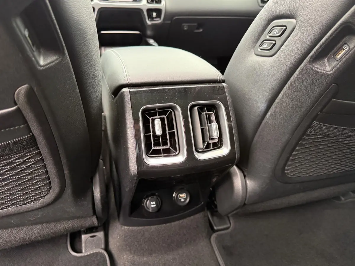 1.6 T-GDI Plug-in Hybrid 4WD Edition 7p. | Dealer onderhouden | Trekhaak | full-Options | 7-zits