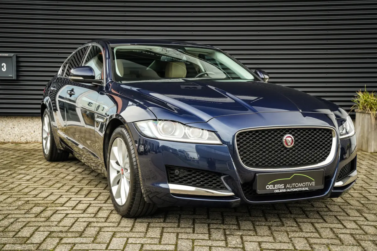 2.0 Turbo Prestige | NL-Auto | Leder Beige | Navigatie | PDC met Camera | Privacy Glass | Xenon | BTW-Auto |