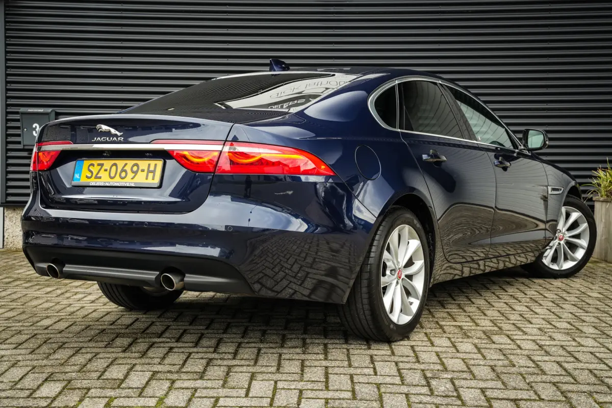 2.0 Turbo Prestige | NL-Auto | Leder Beige | Navigatie | PDC met Camera | Privacy Glass | Xenon | BTW-Auto |