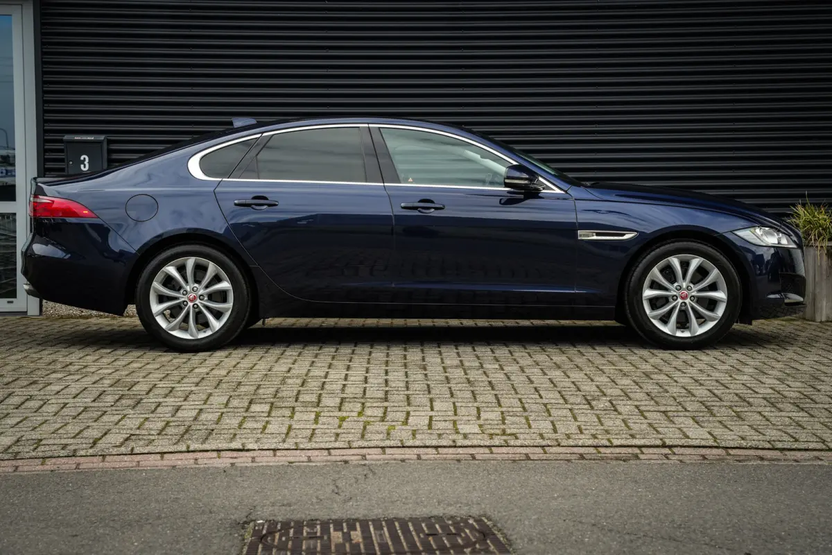 2.0 Turbo Prestige | NL-Auto | Leder Beige | Navigatie | PDC met Camera | Privacy Glass | Xenon | BTW-Auto |