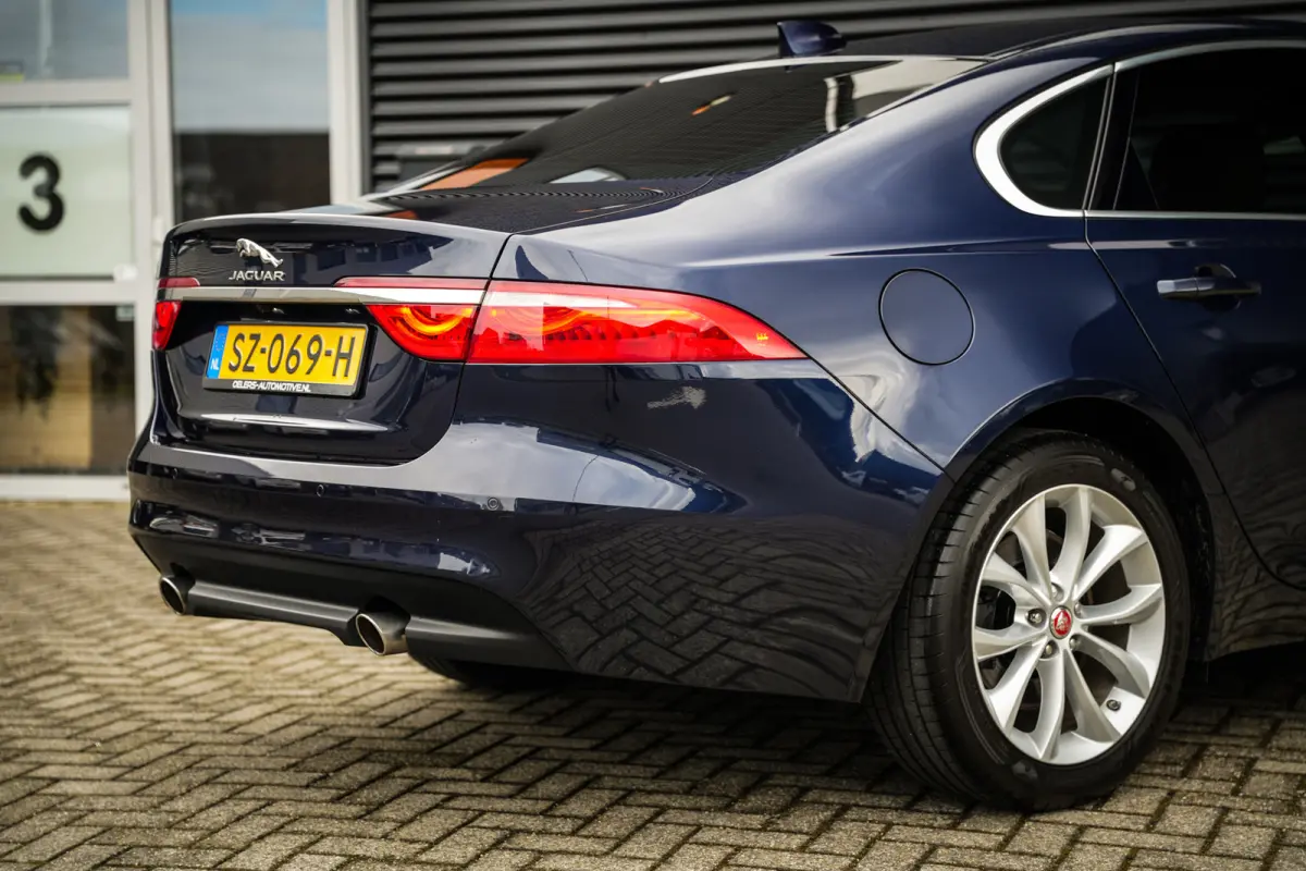 2.0 Turbo Prestige | NL-Auto | Leder Beige | Navigatie | PDC met Camera | Privacy Glass | Xenon | BTW-Auto |
