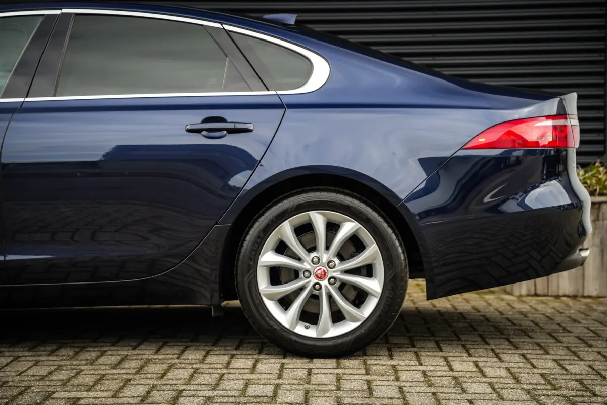 2.0 Turbo Prestige | NL-Auto | Leder Beige | Navigatie | PDC met Camera | Privacy Glass | Xenon | BTW-Auto |