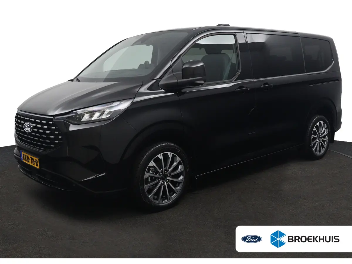 Tourneo 340 2.5 PHEV L1H1 Titanium X | 8-Persoons | Panoramadak | B&O | Trekhaak | Leder | 360 Camera | Navigatie | Elektrische Stoel Voorstoelen | Adaptive Cruise | BLIS