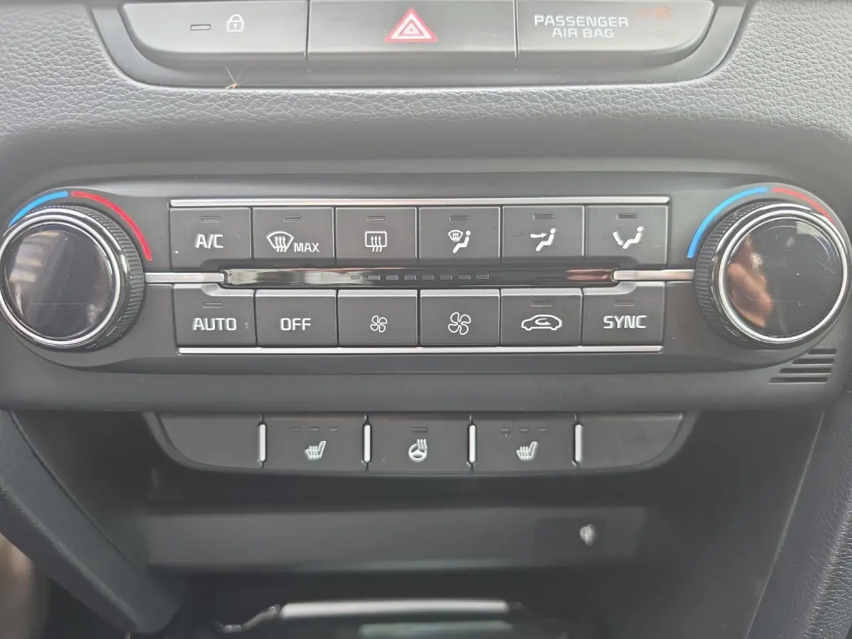 1.5 T-GDi GT-PlusLine | Cruise Control | Climate Control | Stoelverwarming | Stuuverwarming | Navigatie | Camera |