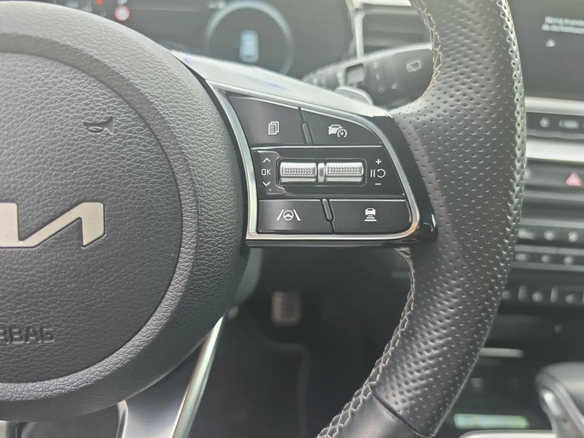 1.5 T-GDi GT-PlusLine | Cruise Control | Climate Control | Stoelverwarming | Stuuverwarming | Navigatie | Camera |