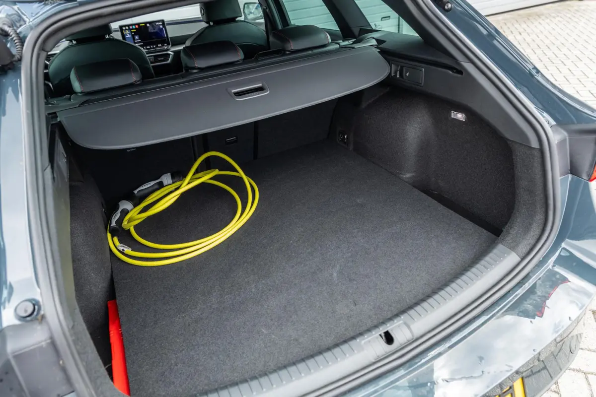 1.5 TSI e-Hybrid 204pk FR Business | Stoel-/ Stuurwielverwarming | 18" Velgen