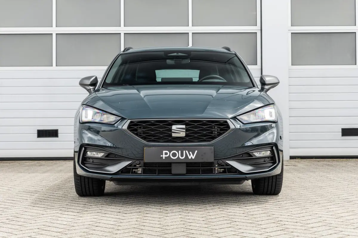 1.5 TSI e-Hybrid 204pk FR Business | Stoel-/ Stuurwielverwarming | 18" Velgen