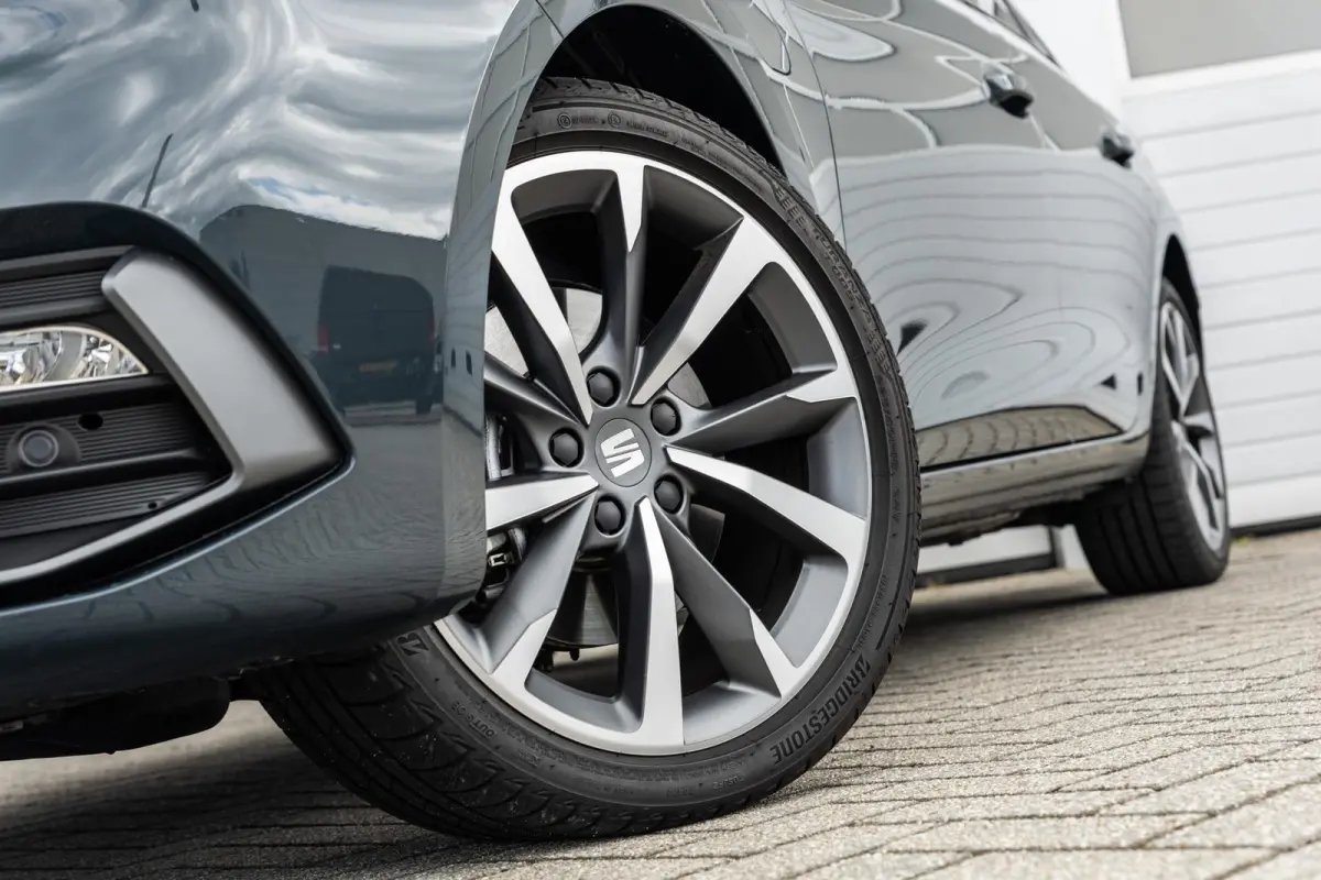 1.5 TSI e-Hybrid 204pk FR Business | Stoel-/ Stuurwielverwarming | 18" Velgen
