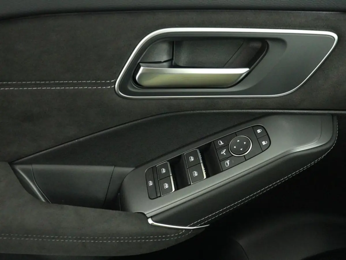 1.5 e-Power N-Design | € 3.000,- Voorraadvoordeel! | Cold Pack | Panoramadak |