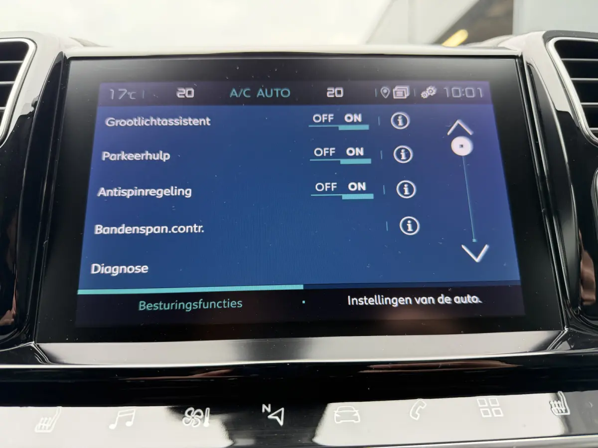 225pk Plug-in Hybrid Shine (Leder incl verwarming/geheugen/massage - Elektrische Klep - 19" Zwart - Adaptieve Cruise Controle - Keyless Entry - Camera)