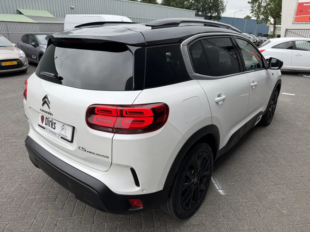 225pk Plug-in Hybrid Shine (Leder incl verwarming/geheugen/massage - Elektrische Klep - 19" Zwart - Adaptieve Cruise Controle - Keyless Entry - Camera)