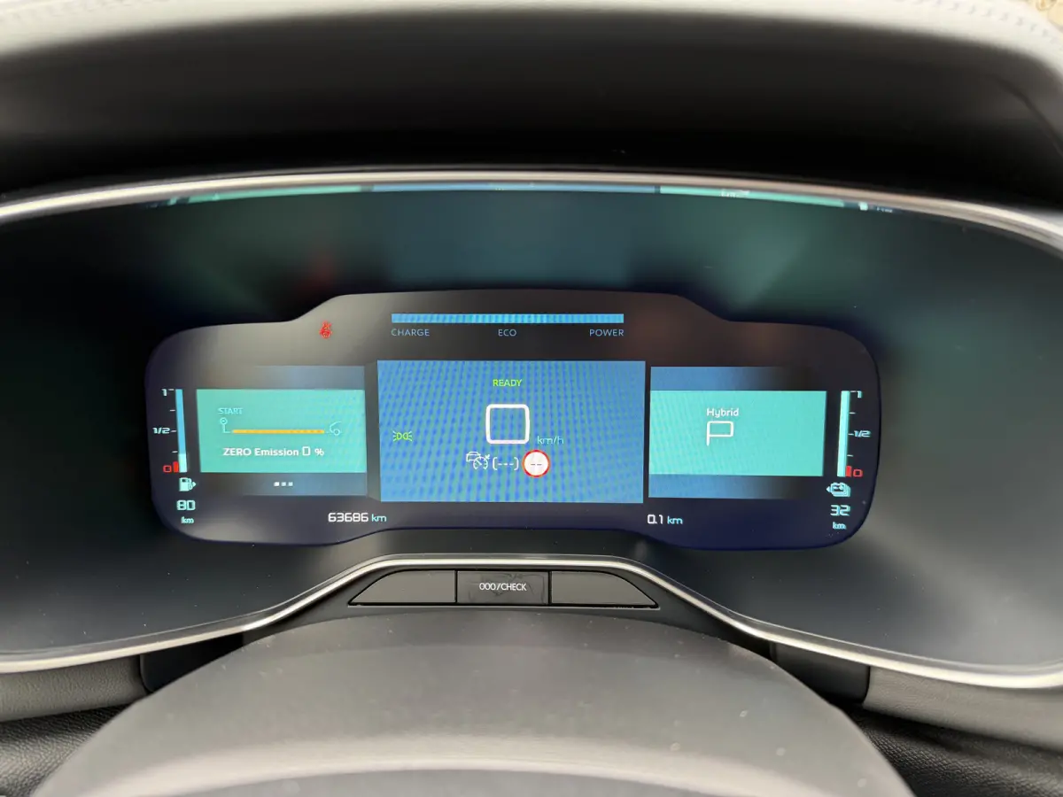 225pk Plug-in Hybrid Shine (Leder incl verwarming/geheugen/massage - Elektrische Klep - 19" Zwart - Adaptieve Cruise Controle - Keyless Entry - Camera)