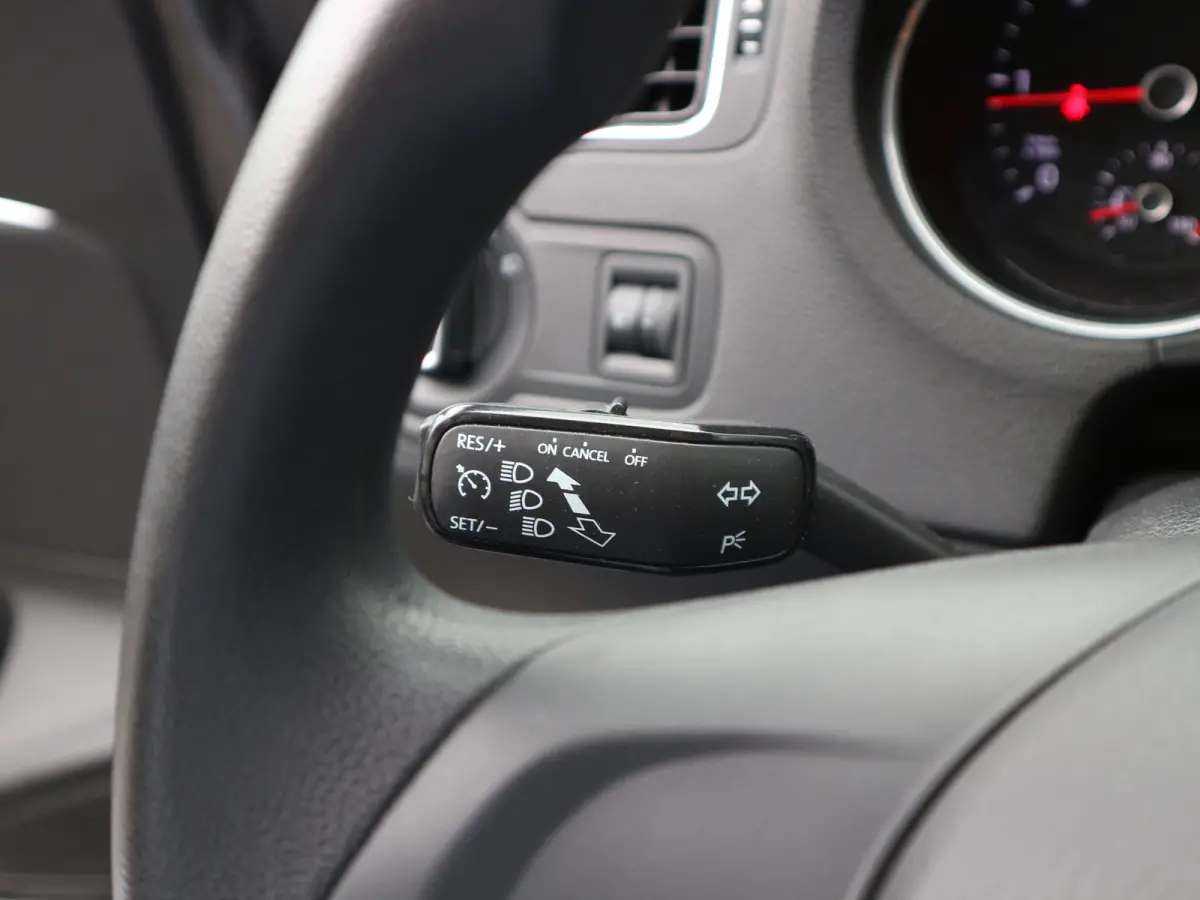 1.4 TDI Comfortline 68591 KM NAVI AIRCO CRUISE