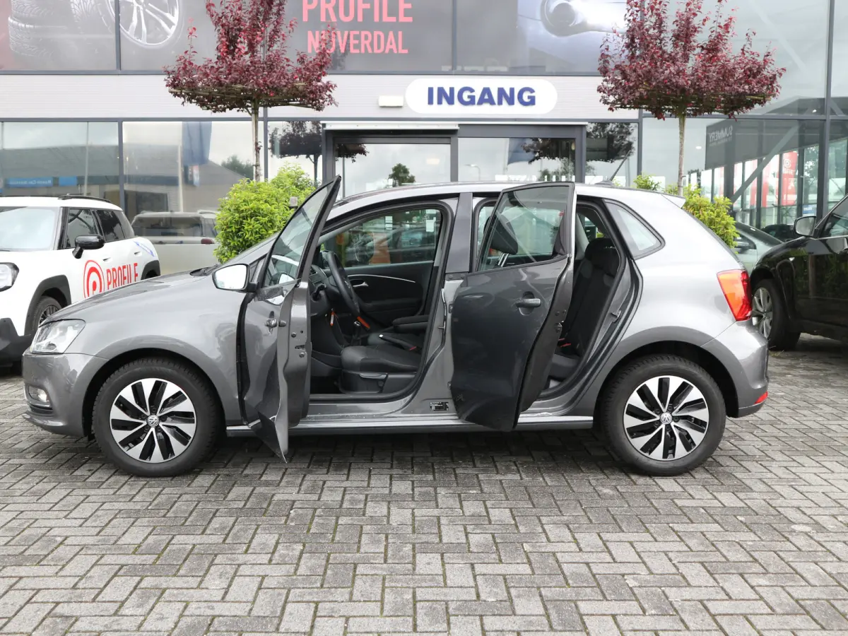 1.4 TDI Comfortline 68591 KM NAVI AIRCO CRUISE