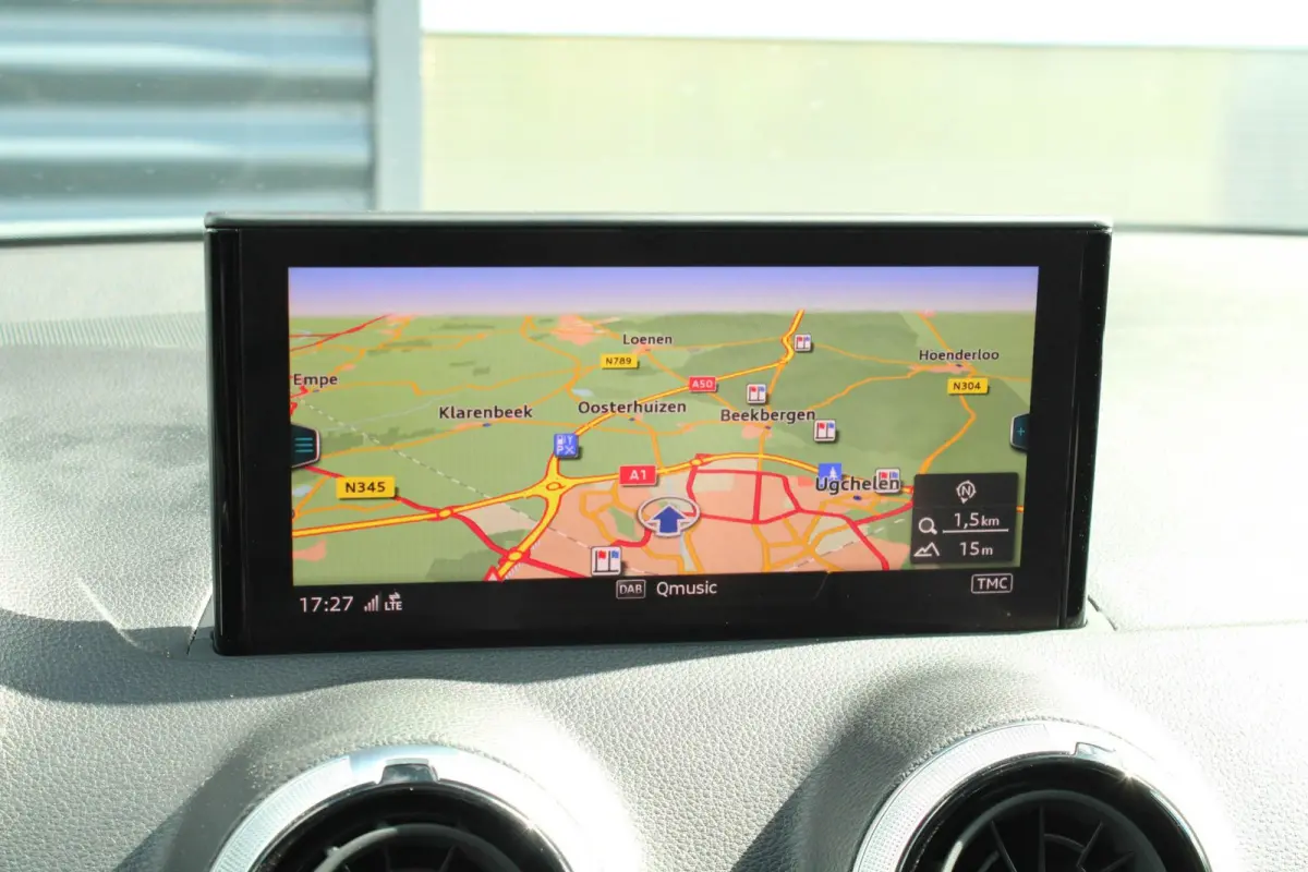 30 TFSI 110pk Business Edition | Panoramadak | Bang & Olufsen | Carplay | Keyless entry | Ambiance verlichting | Navigatie | Climate Control | Cruise Control | Volledig leer
