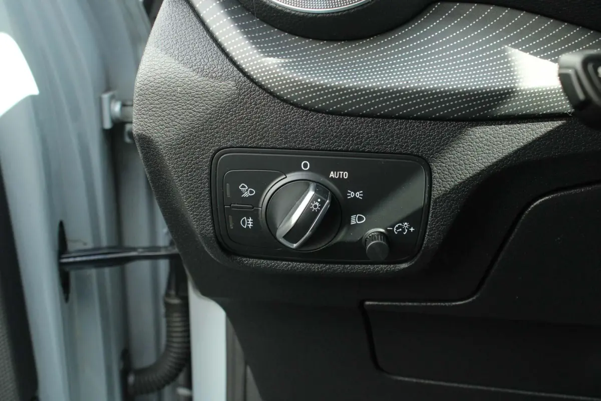30 TFSI 110pk Business Edition | Panoramadak | Bang & Olufsen | Carplay | Keyless entry | Ambiance verlichting | Navigatie | Climate Control | Cruise Control | Volledig leer