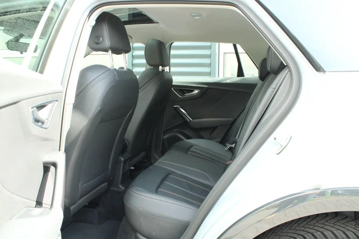 30 TFSI 110pk Business Edition | Panoramadak | Bang & Olufsen | Carplay | Keyless entry | Ambiance verlichting | Navigatie | Climate Control | Cruise Control | Volledig leer