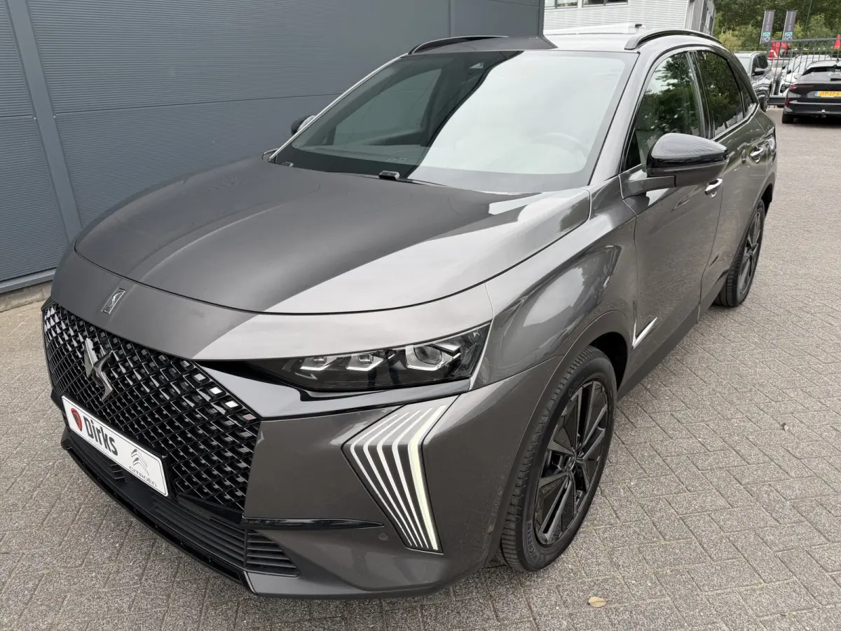 225pk E-Tense Esprit De Voyage (Leder incl verwarming/koeling/massage/geheugen - NightVision - Elektrische Klep - 360gr Camera - Adaptieve Cruise Controle - LED - Keyless Entry - Parkeersens