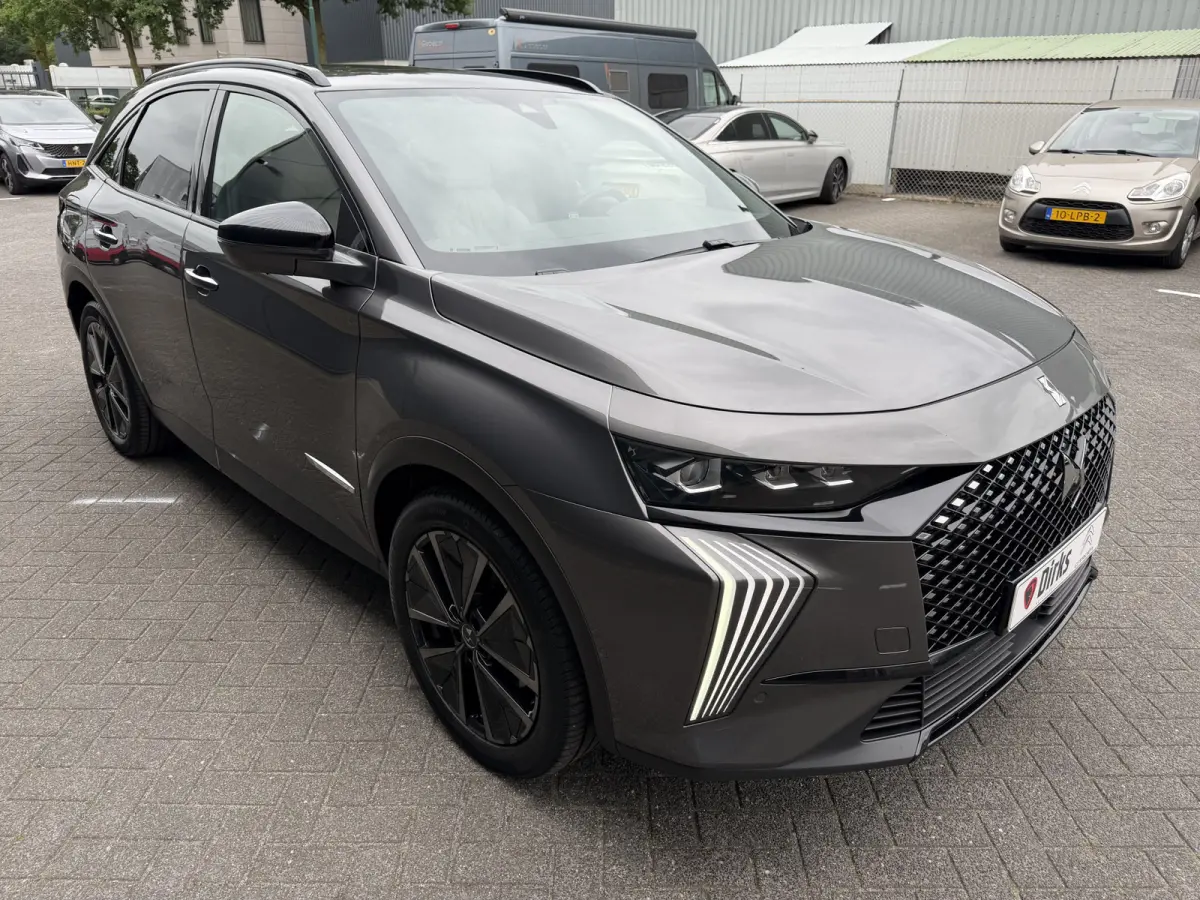 225pk E-Tense Esprit De Voyage (Leder incl verwarming/koeling/massage/geheugen - NightVision - Elektrische Klep - 360gr Camera - Adaptieve Cruise Controle - LED - Keyless Entry - Parkeersens
