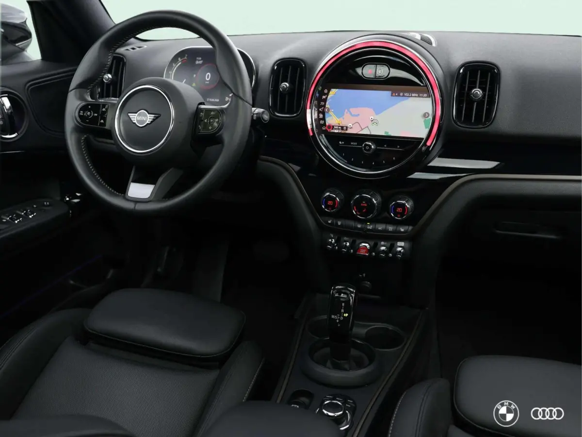 1.5 COOPER YOURS / PANODAK / MEMORY / ACC / LEDER / 17"