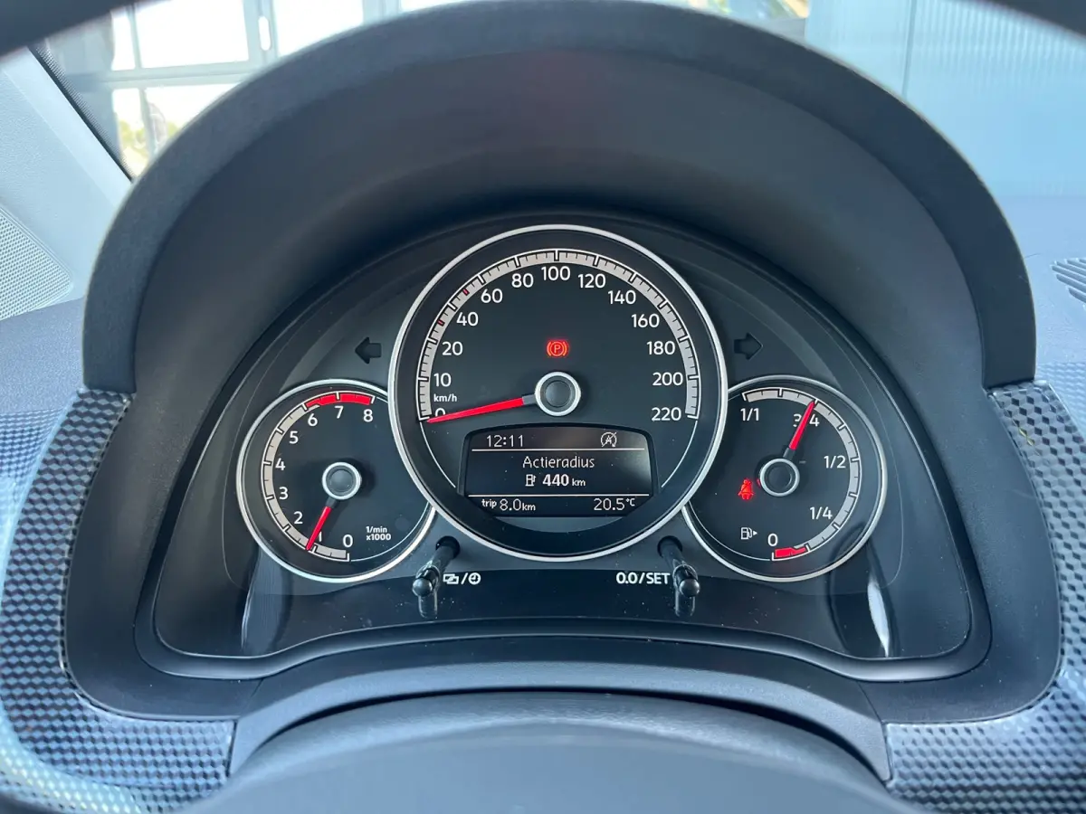 Up! 1.0 NL.Auto/Cruise-Control/Climatronic/Achteruitrijcamera/5Deurs/1Ste Eigenaar/Dealer onderhouden
