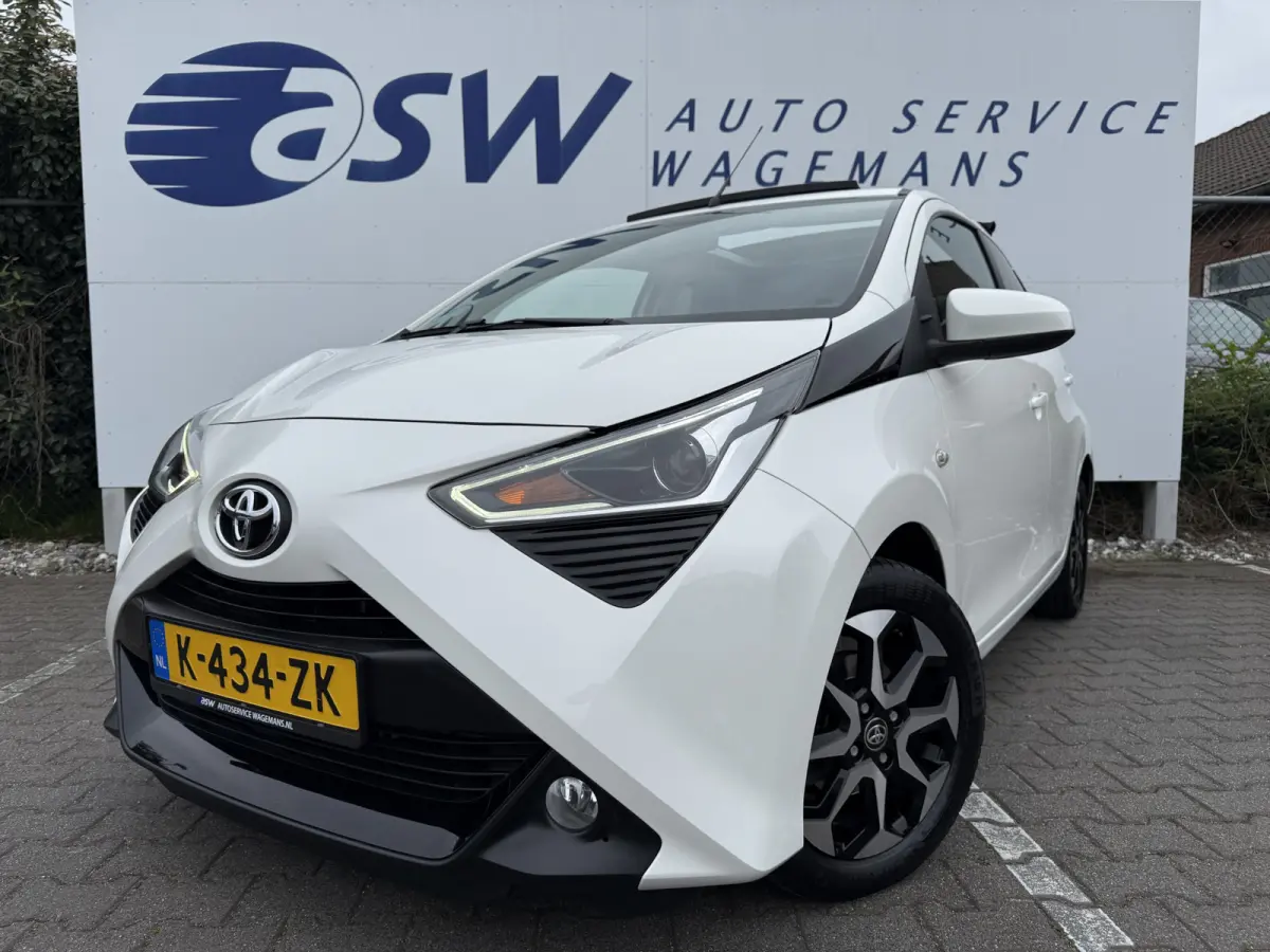 1.0 VVT-i x-joy cabrio | CarPlay | Bluetooth | Clima | DAB+ | LED