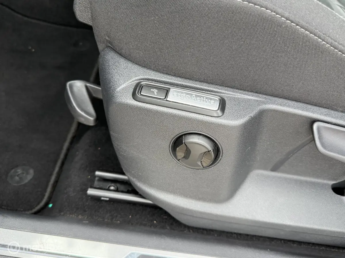 1.5 TSI ACT R-Line PANORAMADAK | AUTOMAAT