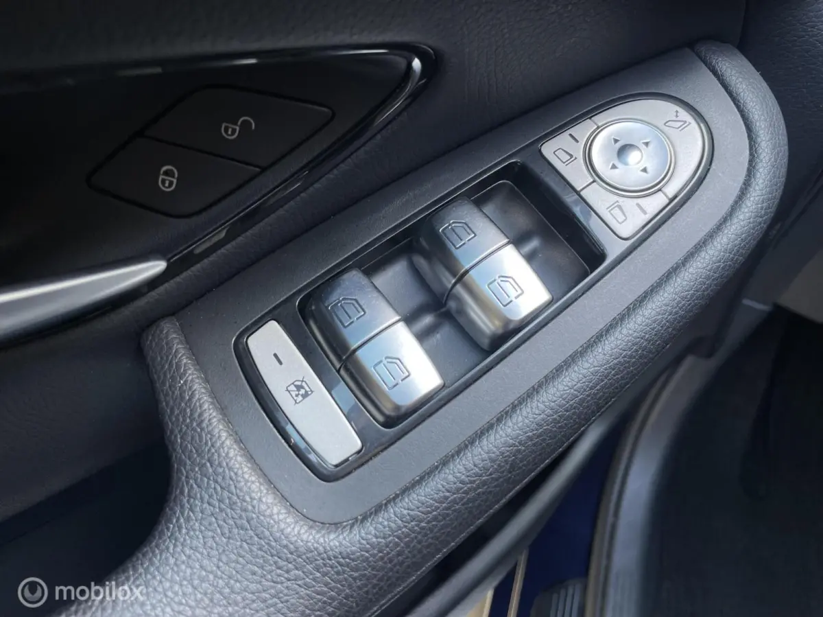250 4MATIC Premium Plus 9G-Tronic