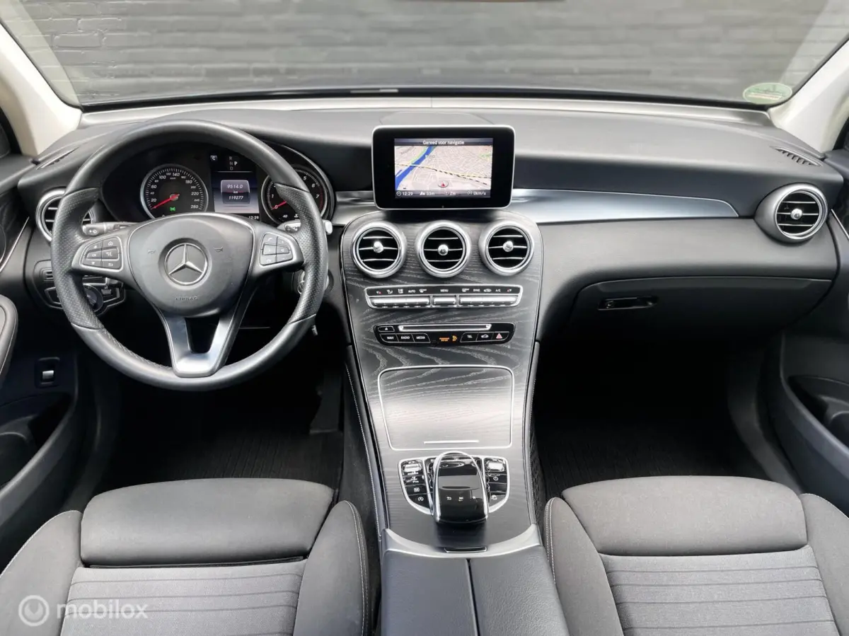 250 4MATIC Premium Plus 9G-Tronic