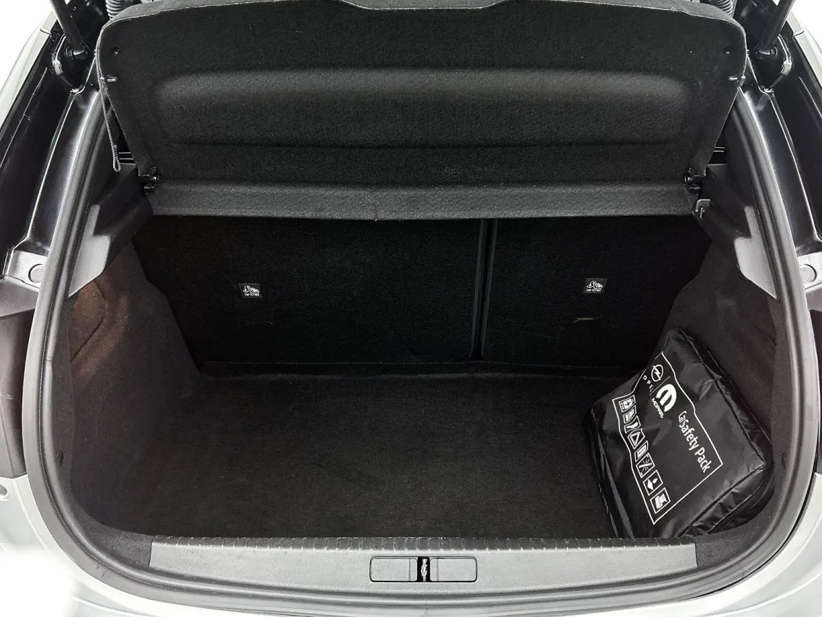 1.2 Hybrid 110pk GS Automaat | Navigatie | Climate Control | Cruise Control | Camera | Dodehoekdetectie | 16"LMV | LED | Keyless Entry/Start | Apple Carplay/Android Auto |