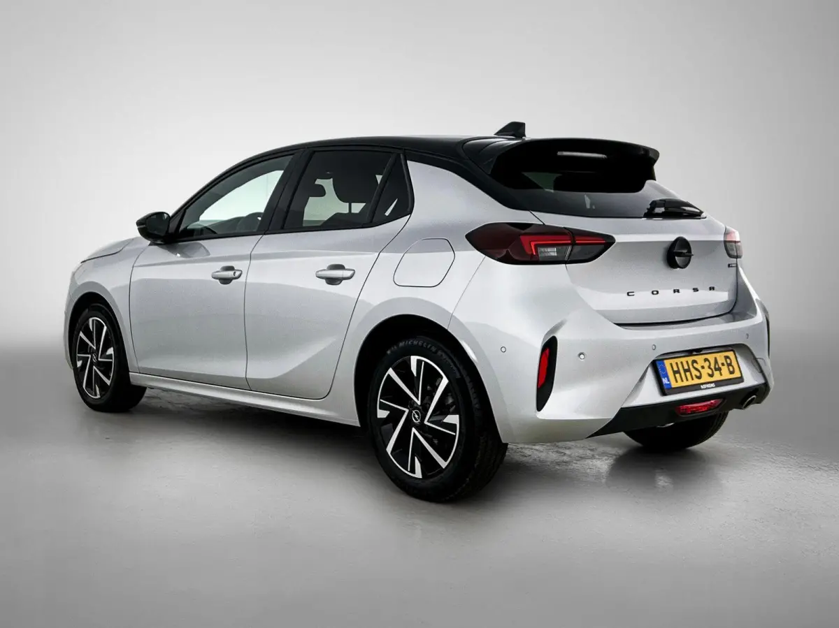 1.2 Hybrid 110pk GS Automaat | Navigatie | Climate Control | Cruise Control | Camera | Dodehoekdetectie | 16"LMV | LED | Keyless Entry/Start | Apple Carplay/Android Auto |