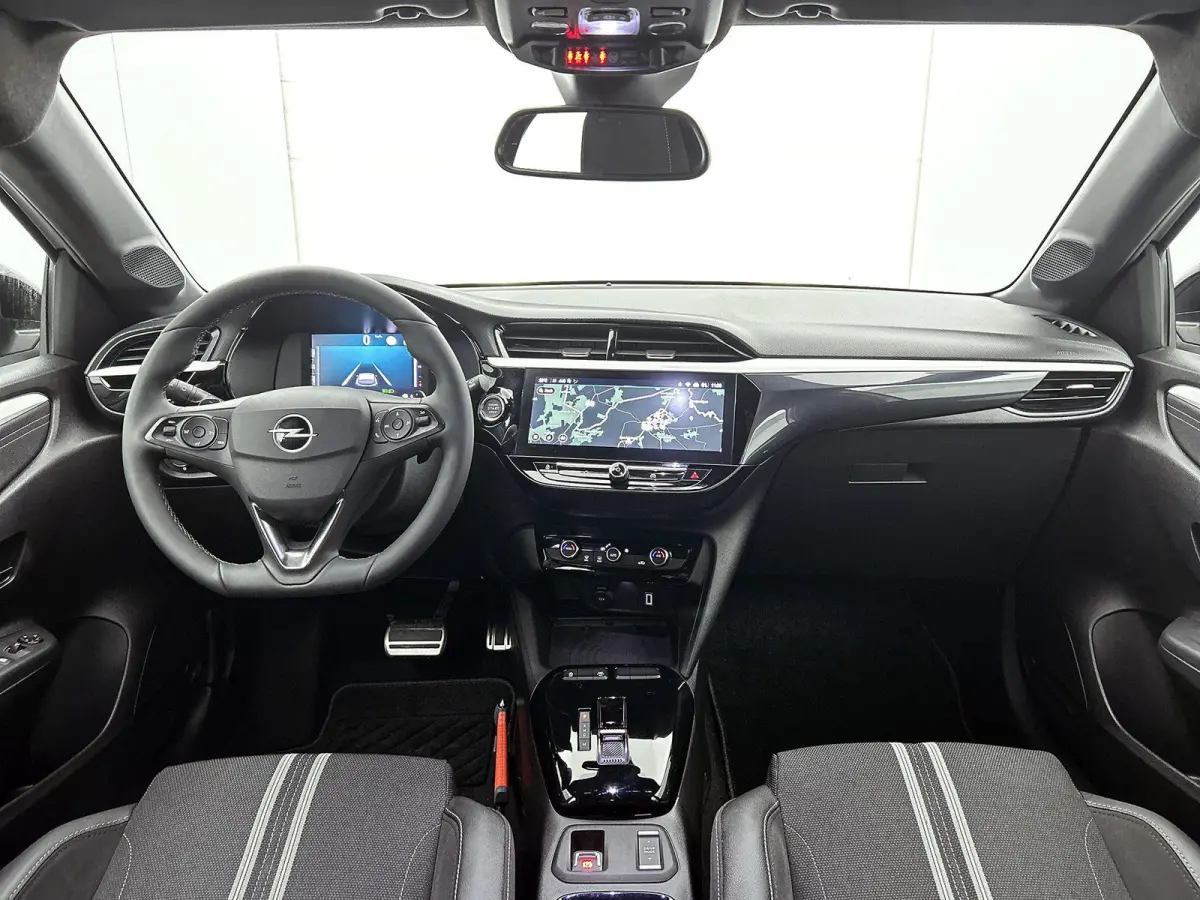 1.2 Hybrid 110pk GS Automaat | Navigatie | Climate Control | Cruise Control | Camera | Dodehoekdetectie | 16"LMV | LED | Keyless Entry/Start | Apple Carplay/Android Auto |