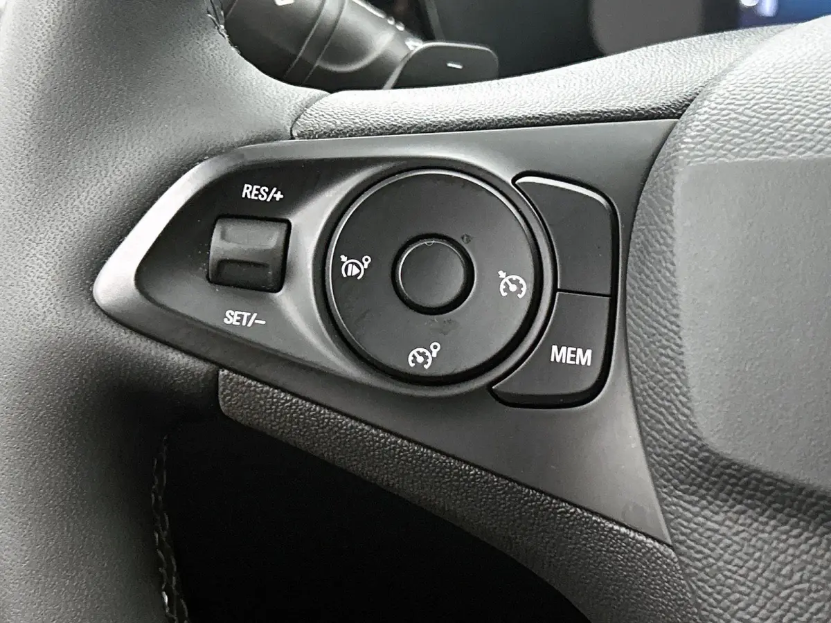 1.2 Hybrid 110pk GS Automaat | Navigatie | Climate Control | Cruise Control | Camera | Dodehoekdetectie | 16"LMV | LED | Keyless Entry/Start | Apple Carplay/Android Auto |