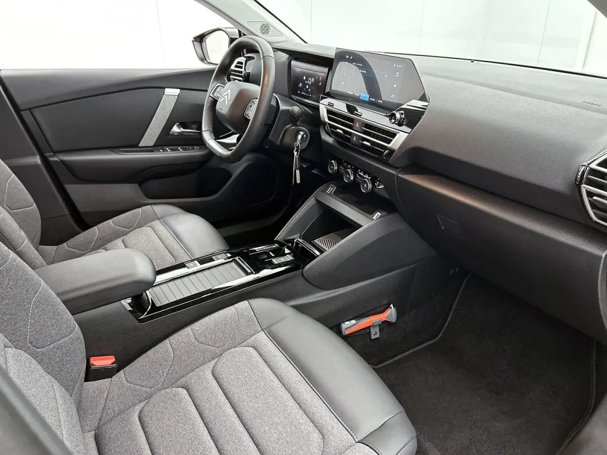 136pk You 50 kWh Automaat | Apple Carplay/Android Auto | Camera | Climate Control | Cruise Control |