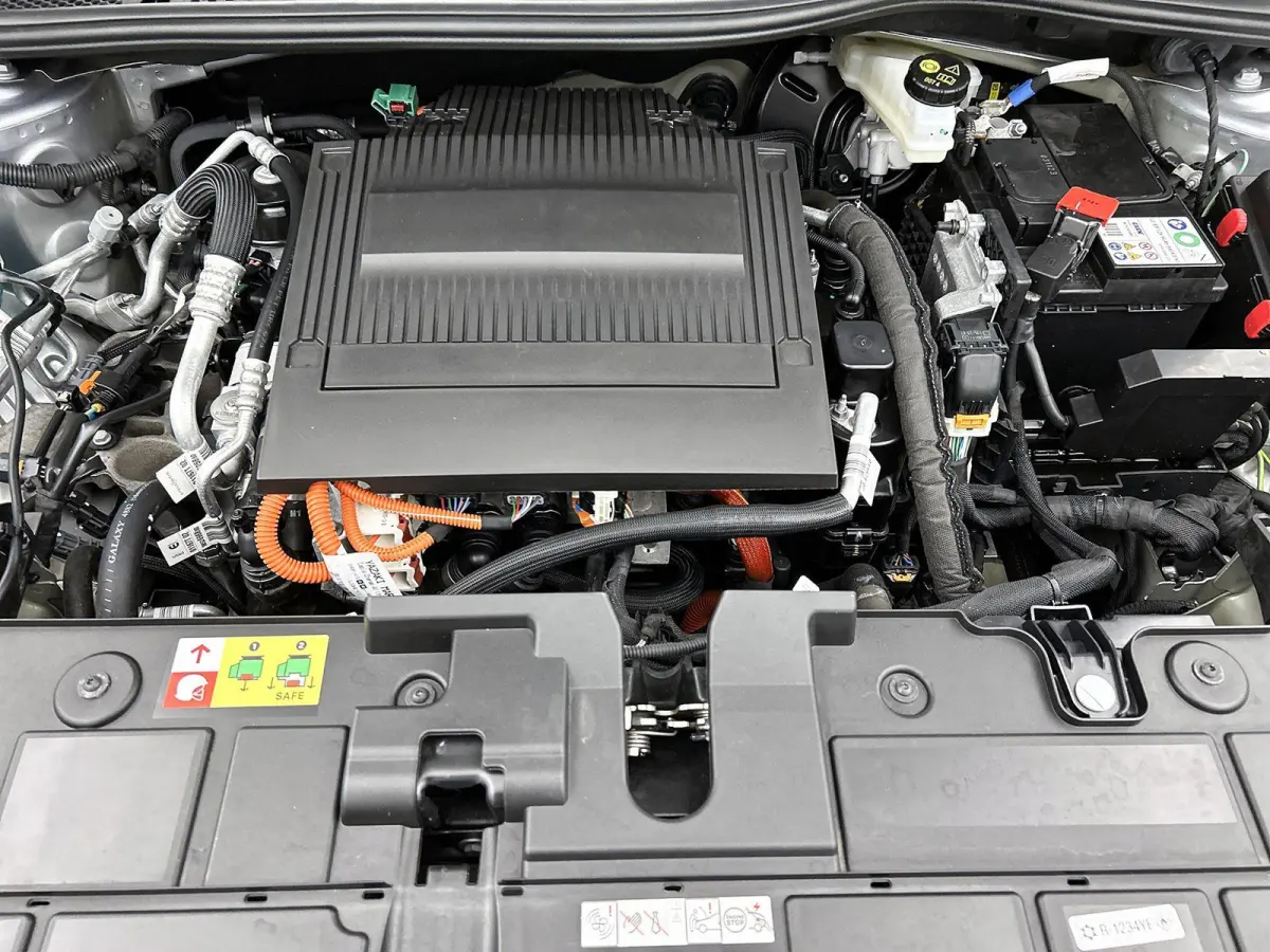 136pk You 50 kWh Automaat | Apple Carplay/Android Auto | Camera | Climate Control | Cruise Control |