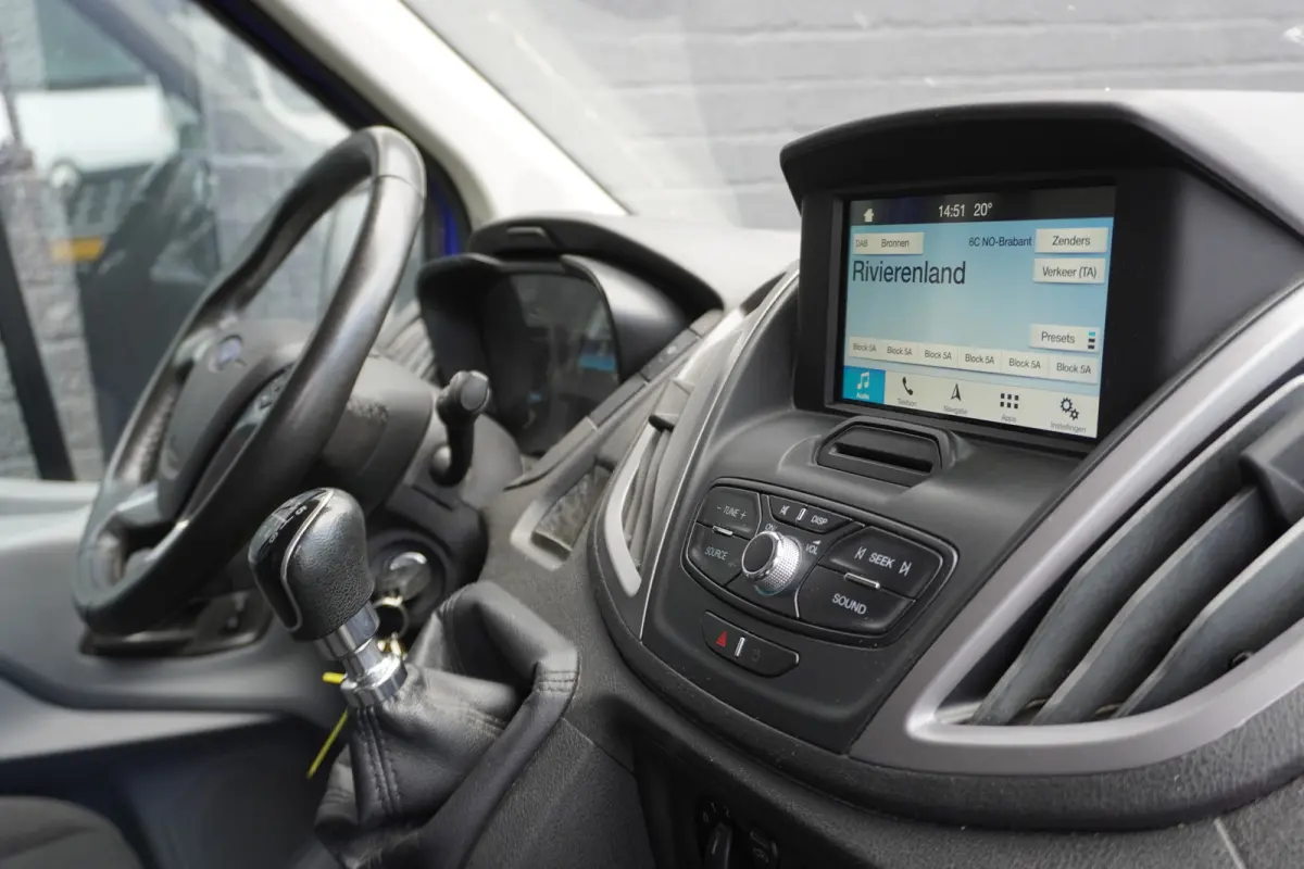 2.0 TDCI L2H2 130PK EURO 6 - Airco - Navi - Cruise - Camera - €13.900,- Excl.