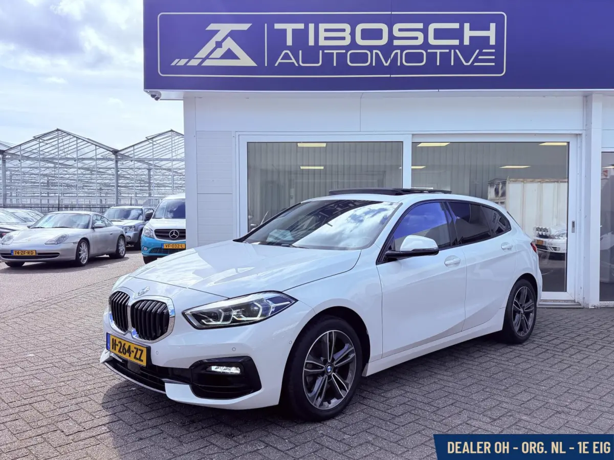 118i Sport-Line AUT. Pano Leder Head-up Keyless