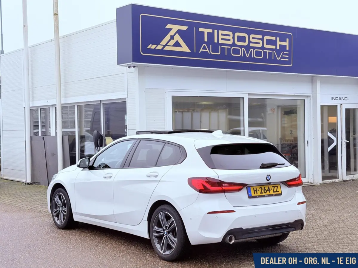 118i Sport-Line AUT. Pano Leder Head-up Keyless