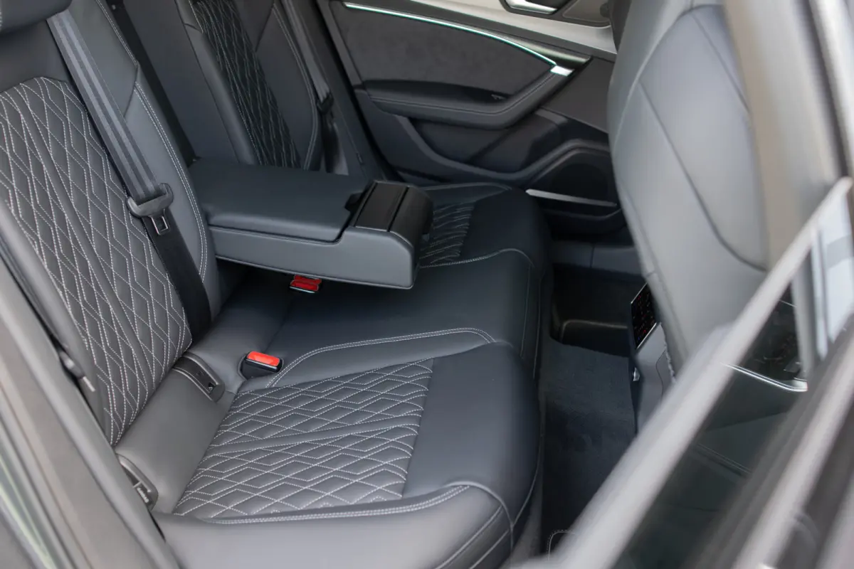 55 TFSI e quattro Pro Line S Competition B&O|Sportstoelen+|Comfortsleutel|HUD|Fijnnappa|21"|Zwart optiek