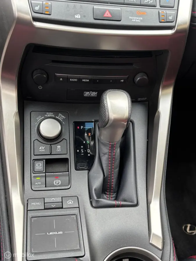 300h AWD F Sport Line